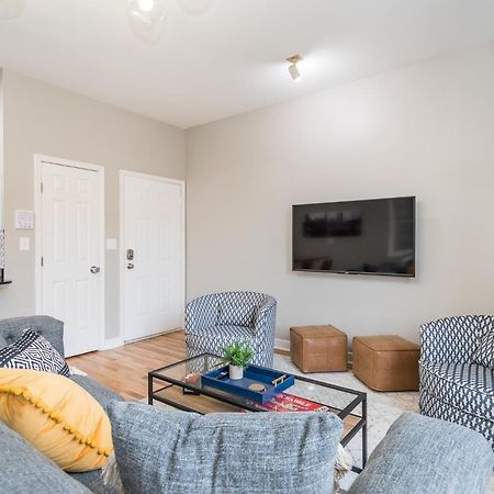 Vibrant And Modern 2-Bedroom Home Near Downtown Chicago Eksteriør bilde