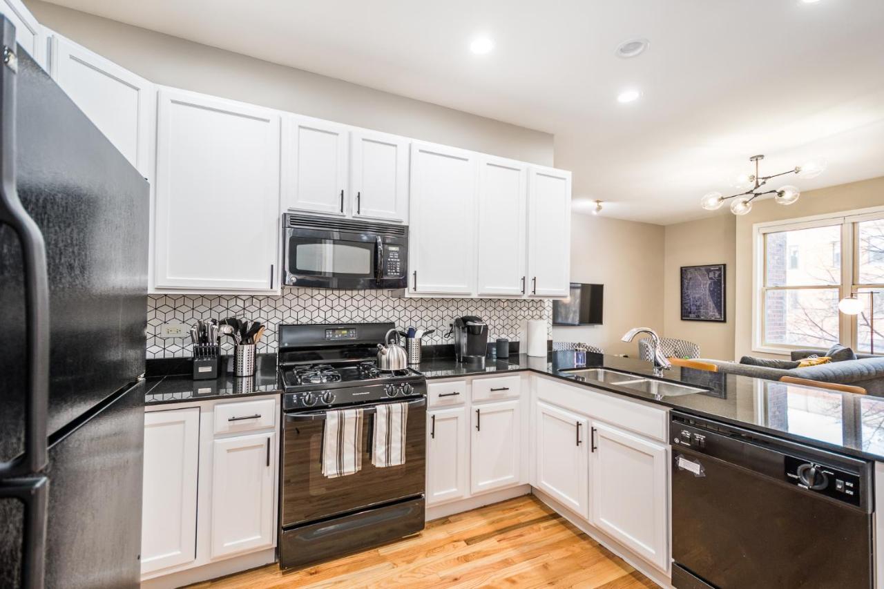 Vibrant And Modern 2-Bedroom Home Near Downtown Chicago Eksteriør bilde